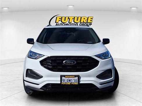Certified 2024 Ford Edge SE w/ Black Appearance Package image 2