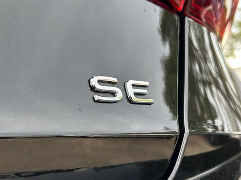 Used 2026 Volkswagen Jetta SE FWD image 46