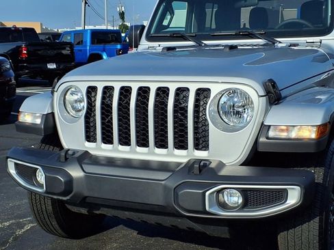 Certified 2023 Jeep Gladiator Sport image 21