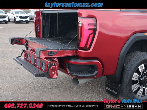 Used 2024 GMC Sierra 3500 Denali w/ Denali Reserve Package image 45