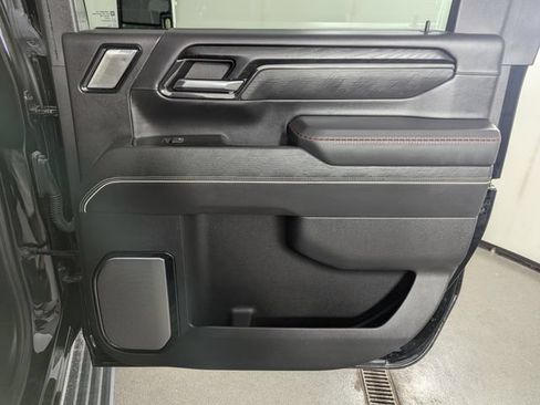 Used 2024 GMC Sierra 2500 AT4X AWD/4WD image 19
