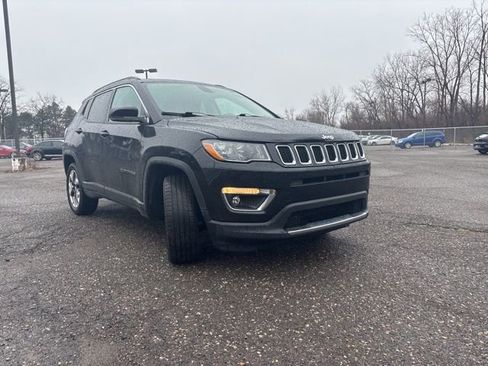 Used 2020 Jeep Compass Limited image 3