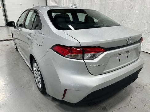 Used 2026 Toyota Corolla LE FWD image 5