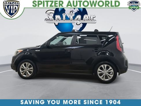 Used 2016 Kia Soul + w/ Audio Package FWD image 3