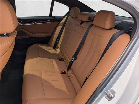 Used 2023 BMW 530e w/ Premium Package RWD image 20