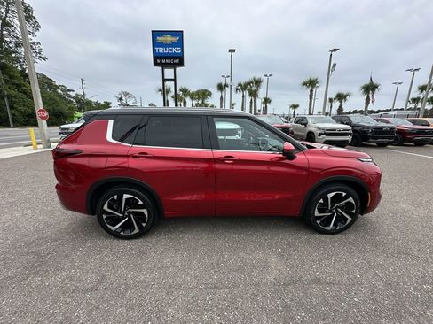 Used 2024 Mitsubishi Outlander SEL FWD image 17
