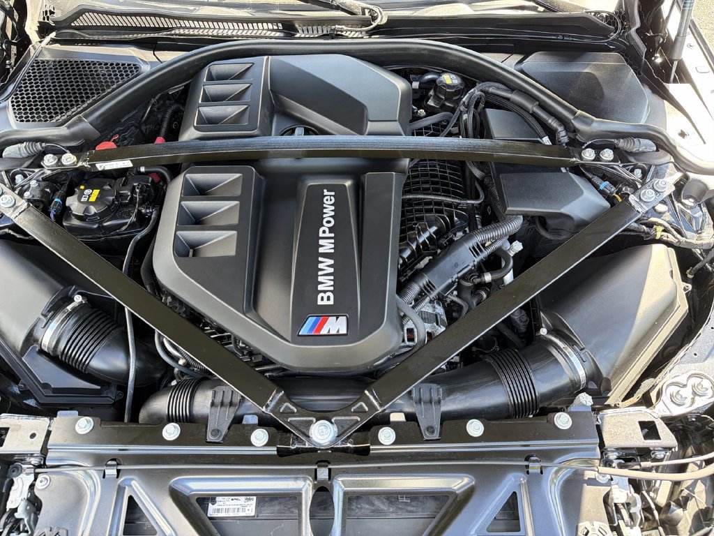 Used 2022 BMW M4 xDrive Competition w/ Executive Package AWD/4WD image 17