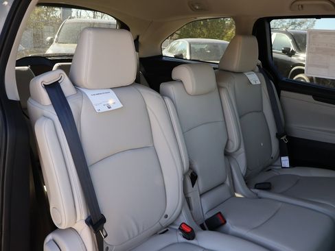 New 2026 Honda Odyssey EX-L image 12