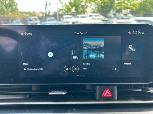 Used 2026 Kia Carnival FWD image 18