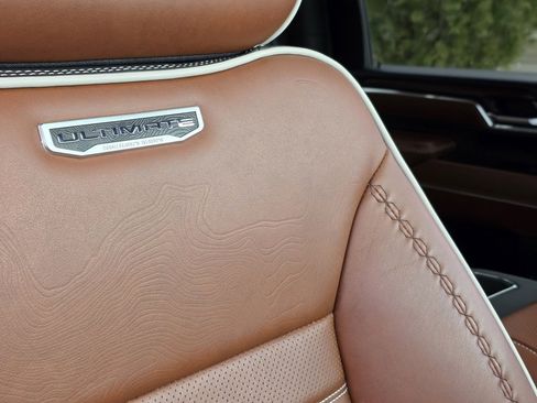 Used 2024 GMC Sierra 2500 Denali Ultimate image 28