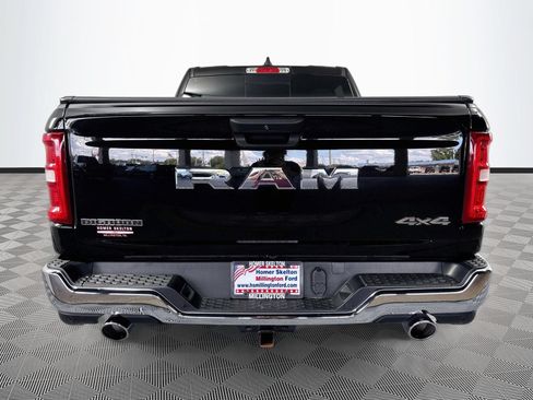Used 2025 RAM 1500 Big Horn AWD/4WD image 6