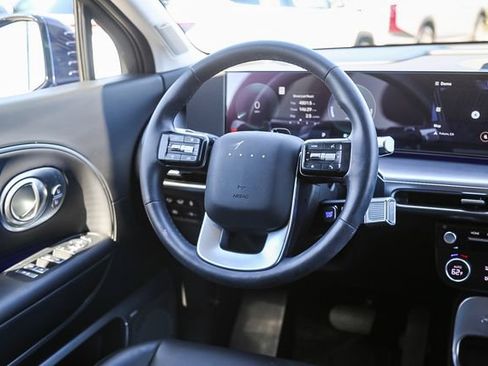 New 2026 Hyundai Ioniq 9 Limited AWD/4WD image 17