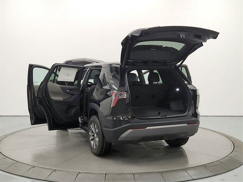 New 2026 Chevrolet Equinox LT w/ Convenience Package II image 14