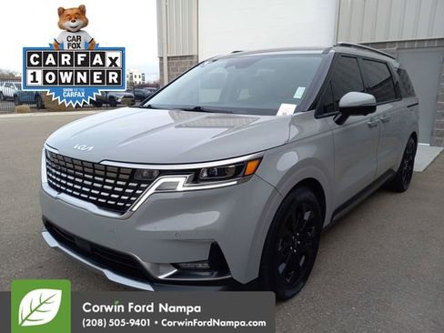 Used 2024 Kia Carnival SX Prestige image 7