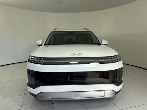 New 2026 Hyundai Ioniq 9 S RWD image 8