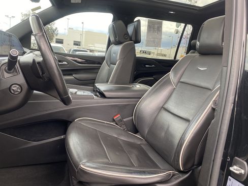 Used 2021 Cadillac Escalade ESV Sport AWD/4WD image 10