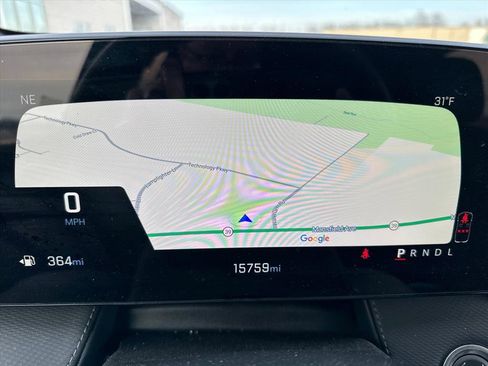 Used 2025 Chevrolet Equinox LT FWD image 12