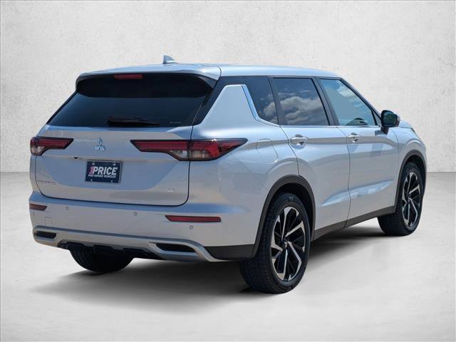 Used 2022 Mitsubishi Outlander SE AWD/4WD image 5