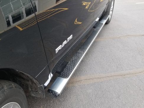 Used 2023 RAM 1500 Big Horn image 5