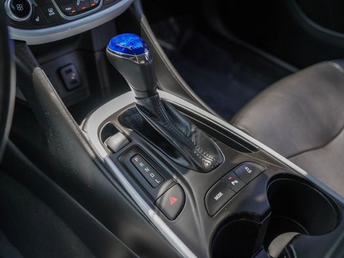 Used 2018 Chevrolet Volt LT w/ LT Driver Confidence Package FWD image 20