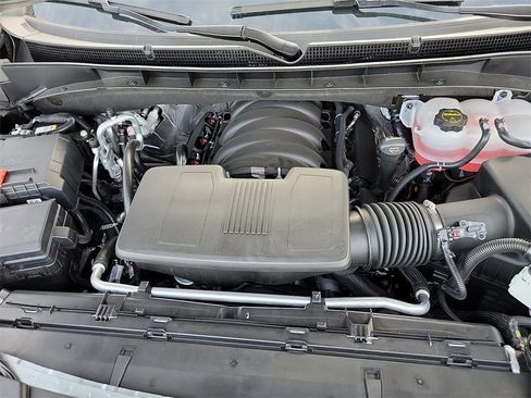 New 2026 GMC Yukon XL AT4 Ultimate w/ LPO, Floor Liner Package image 13