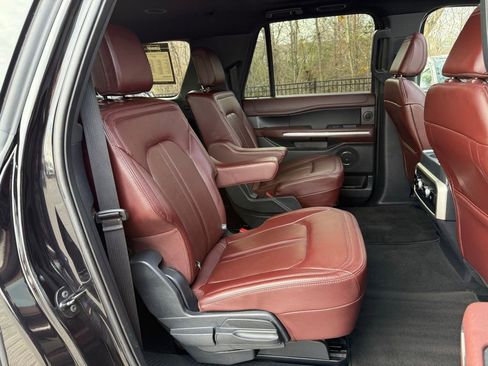 Used 2024 Ford Expedition Max Limited image 38