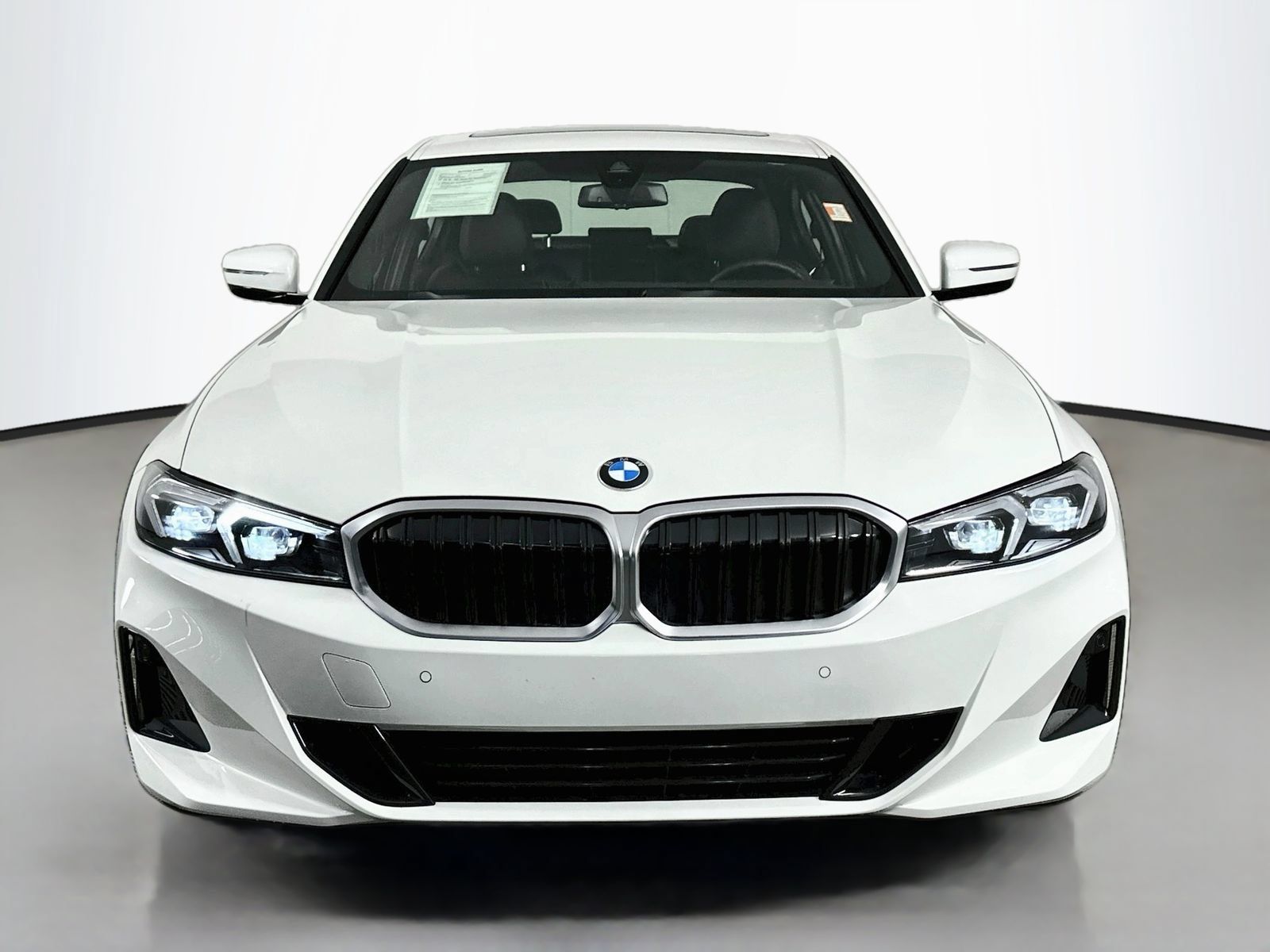 Used 2024 BMW 330i xDrive Sedan w/ Premium Package AWD/4WD image 2