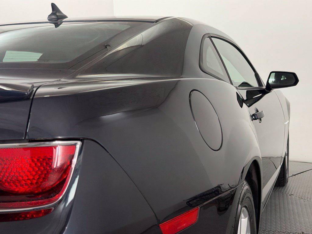 Used 2013 Chevrolet Camaro LT RWD image 53