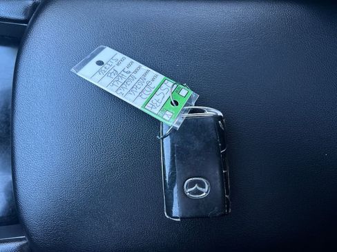 Used 2022 MAZDA MAZDA3 s image 26