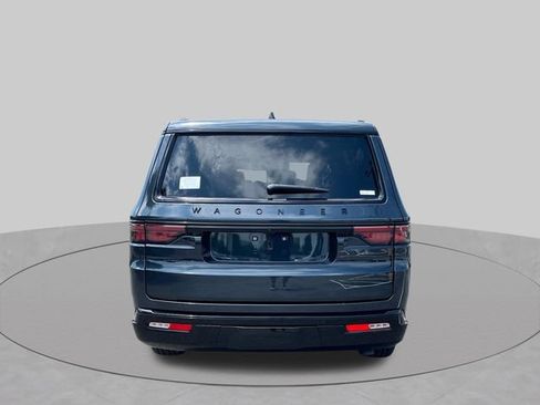 New 2025 Jeep Wagoneer L Series II w/ Convenience Group I AWD/4WD image 30