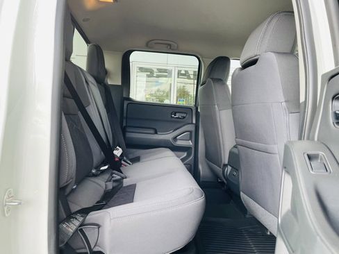 New 2026 Nissan Frontier SV w/ Tow Package image 17