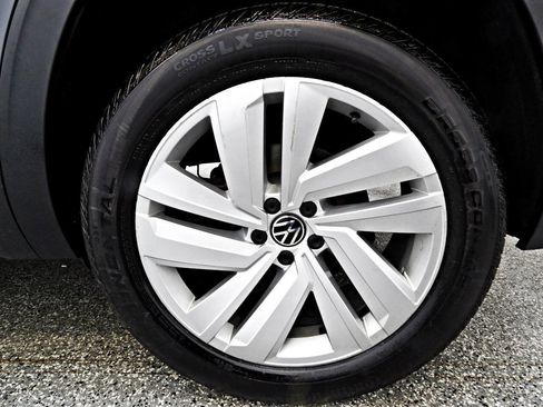 Used 2022 Volkswagen Atlas Cross Sport SE image 20