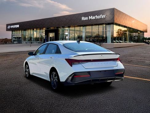 New 2026 Hyundai Elantra SEL Sport Premium FWD image 5