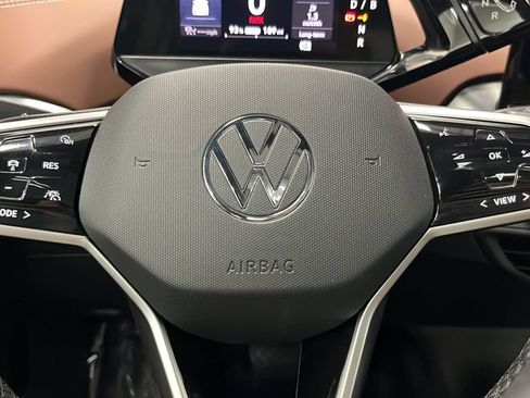 Used 2021 Volkswagen ID.4 Pro S w/ Gradient Package AWD/4WD image 15