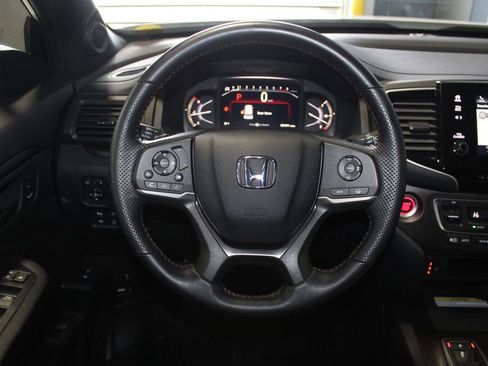 Used 2023 Honda Passport TrailSport image 22