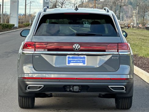 New 2026 Volkswagen Atlas SE image 4