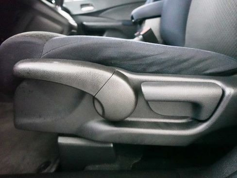 Used 2016 Honda CR-V LX image 14