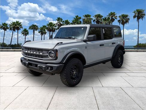 New 2026 Ford Bronco Big Bend w/ Black Diamond Package AWD/4WD image 3