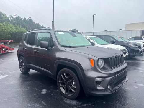 Used 2021 Jeep Renegade Latitude FWD image 2