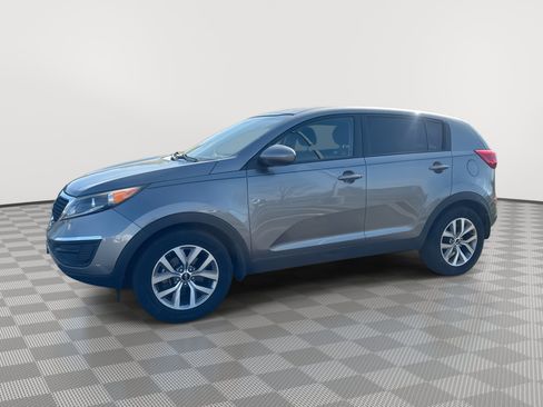 Used 2016 Kia Sportage LX image 1