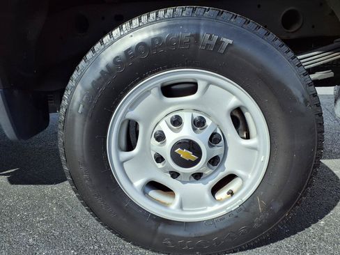 Used 2024 Chevrolet Silverado 2500 W/T w/ WT Convenience Package AWD/4WD image 32