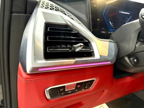 Used 2023 BMW XM image 10