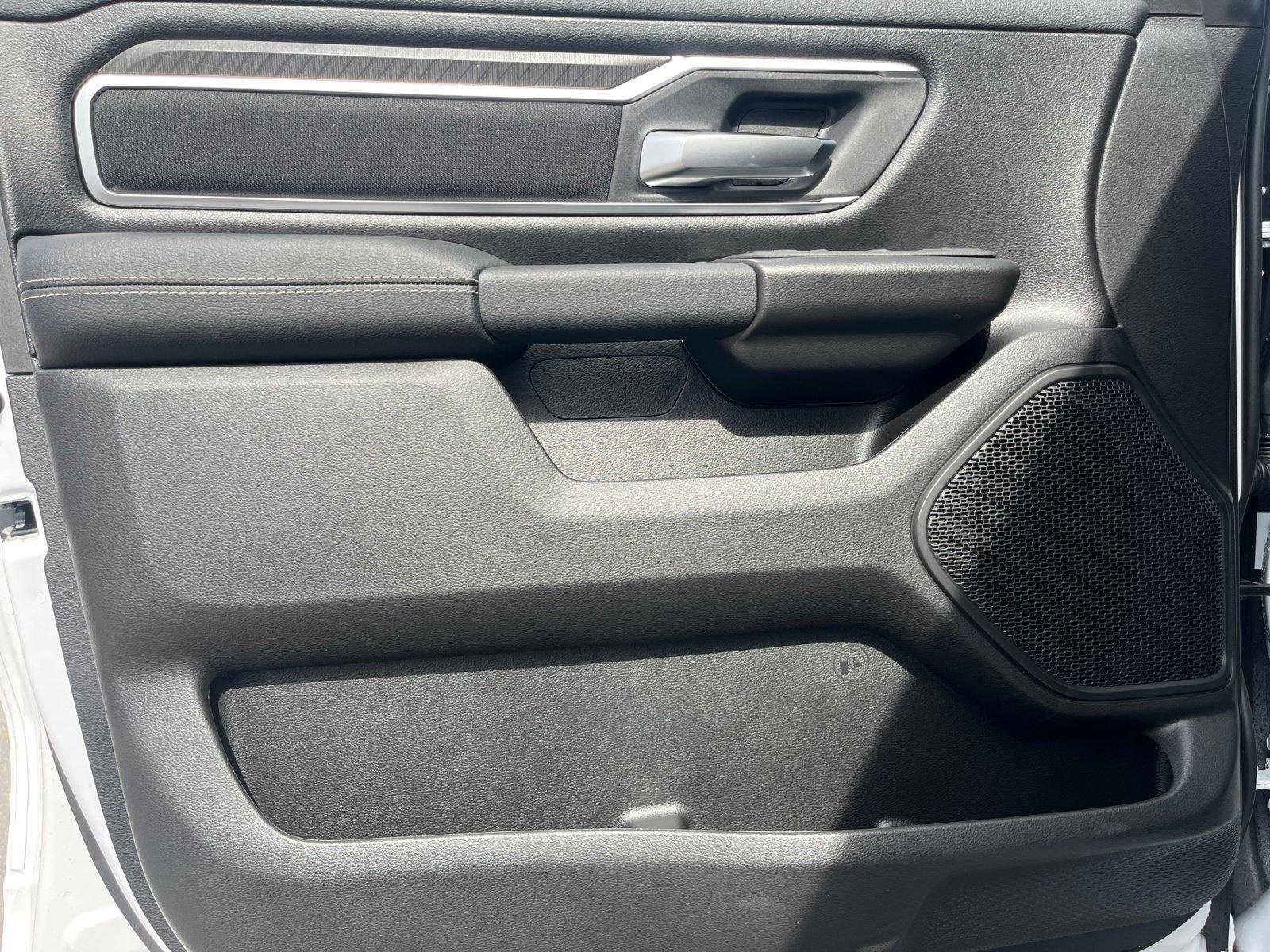 New 2026 RAM 1500 Big Horn AWD/4WD image 15
