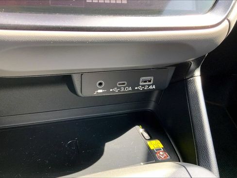 Used 2025 Subaru Crosstrek 2.5i Limited w/ Crosstrek Mirror Package AWD/4WD image 14