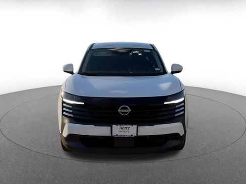 Used 2025 Nissan Kicks SV image 4