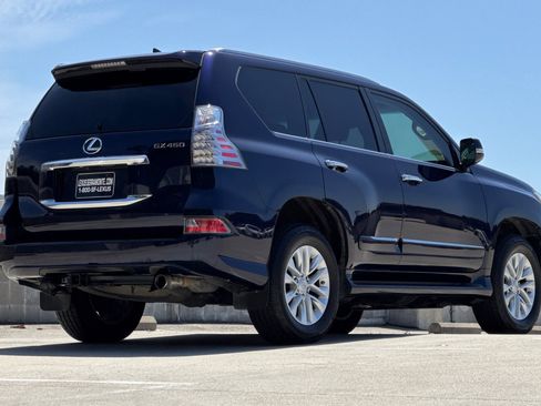 Used 2019 Lexus GX 460 Premium w/ Premium Package AWD/4WD image 8