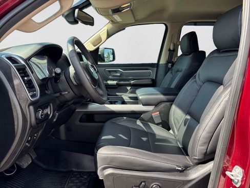 Used 2019 RAM 1500 Big Horn AWD/4WD image 7