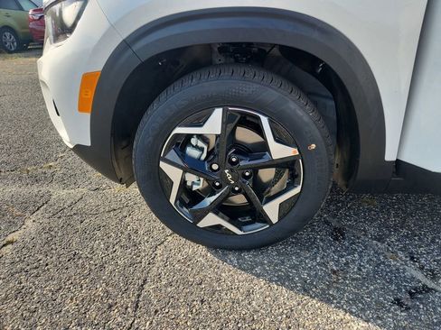 New 2026 Kia Seltos EX image 23