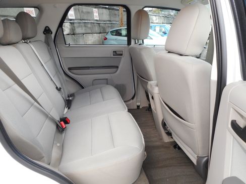 Used 2010 Ford Escape 4WD Hybrid image 23