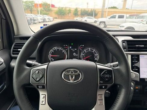 Used 2024 Toyota 4Runner TRD Sport AWD/4WD image 19